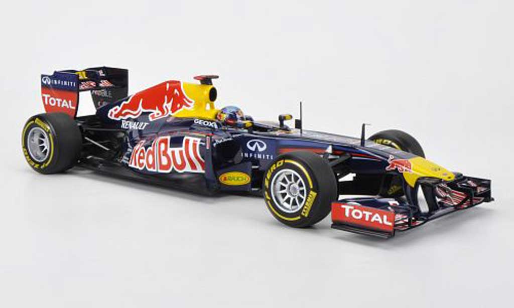 Renault F1 1/18 Minichamps Red Bull Racing No.1 Sebastian Vettel Showcar 2012 modelauto
