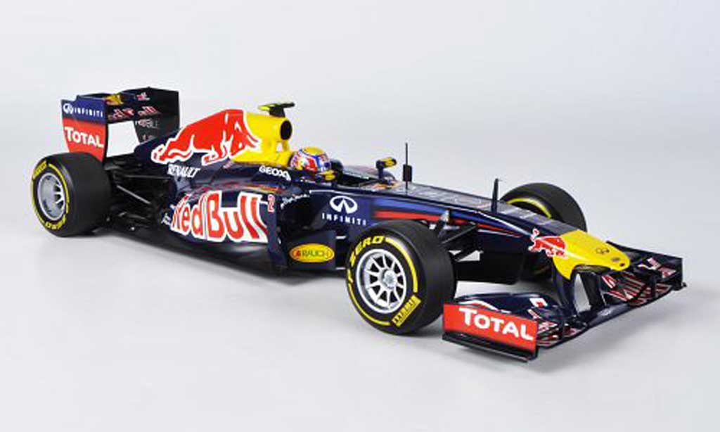 Renault F1 1/18 Minichamps Red Bull Racing No.2 M.Webber Showcar 2012 modelauto