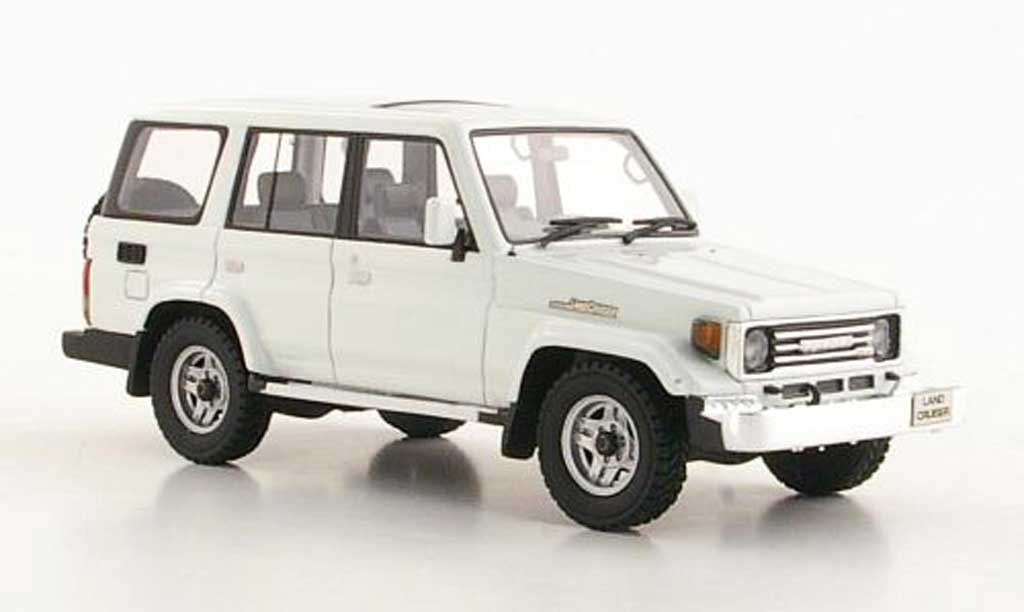 Toyota Land Cruiser 1/43 Hi Story 70 wit RHD 1990 modelauto