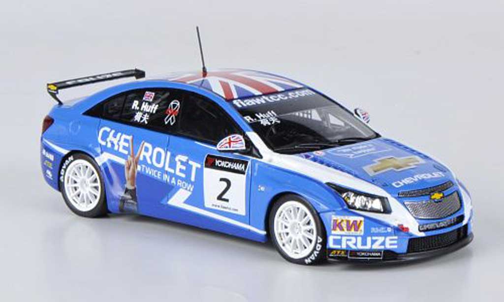 Chevrolet Cruze 2011 1/43 Spark 2011 1.6T No.2 RHuff WTCC GP Macau modelauto