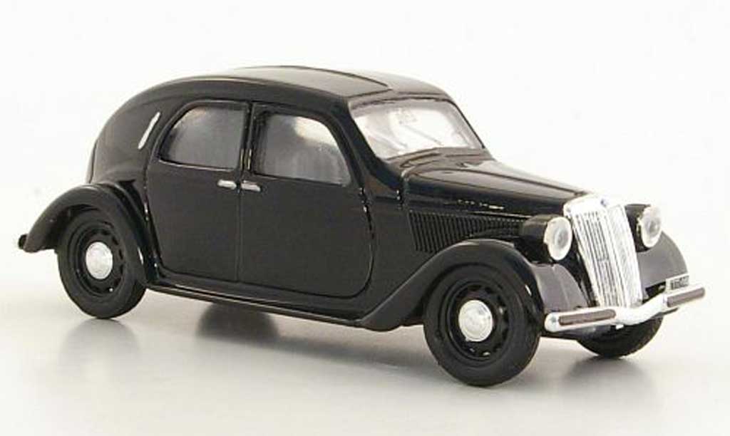 Lancia Aprilia 1/43 Brumm Ezio Barbieri - ''La Pasqua Rossa'' MI-777 1944-1946 modelauto
