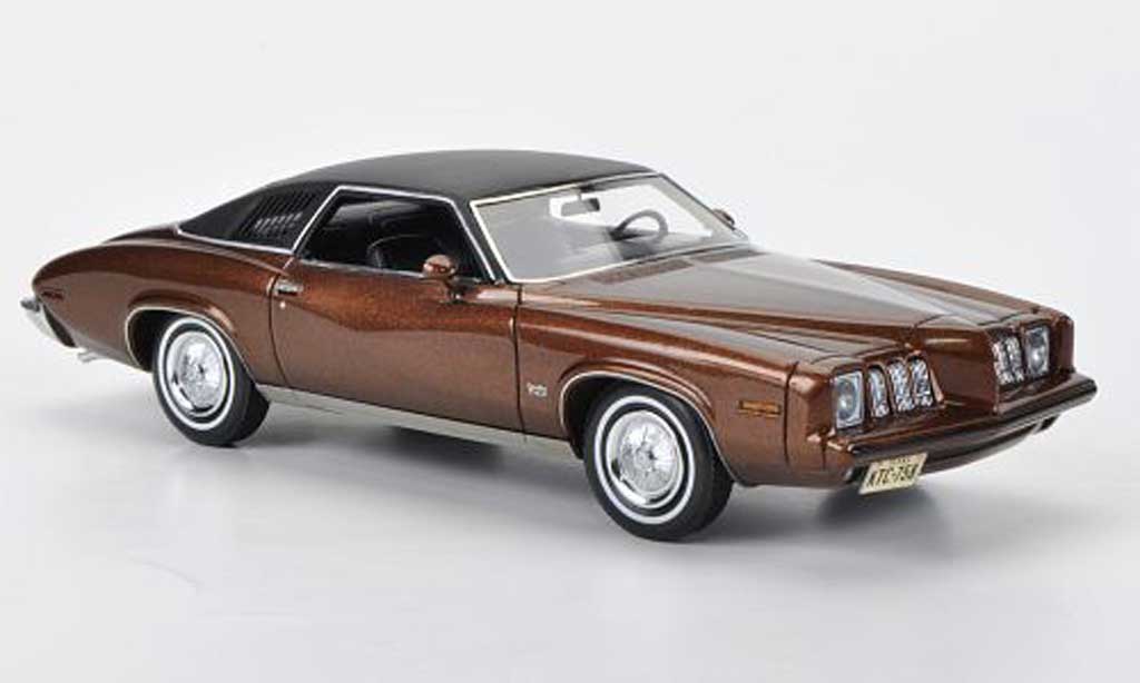 Pontiac Grand Am 1/43 American Excellence 2-portes Coupe bruin/mattzwart limited edition 1973 modelauto