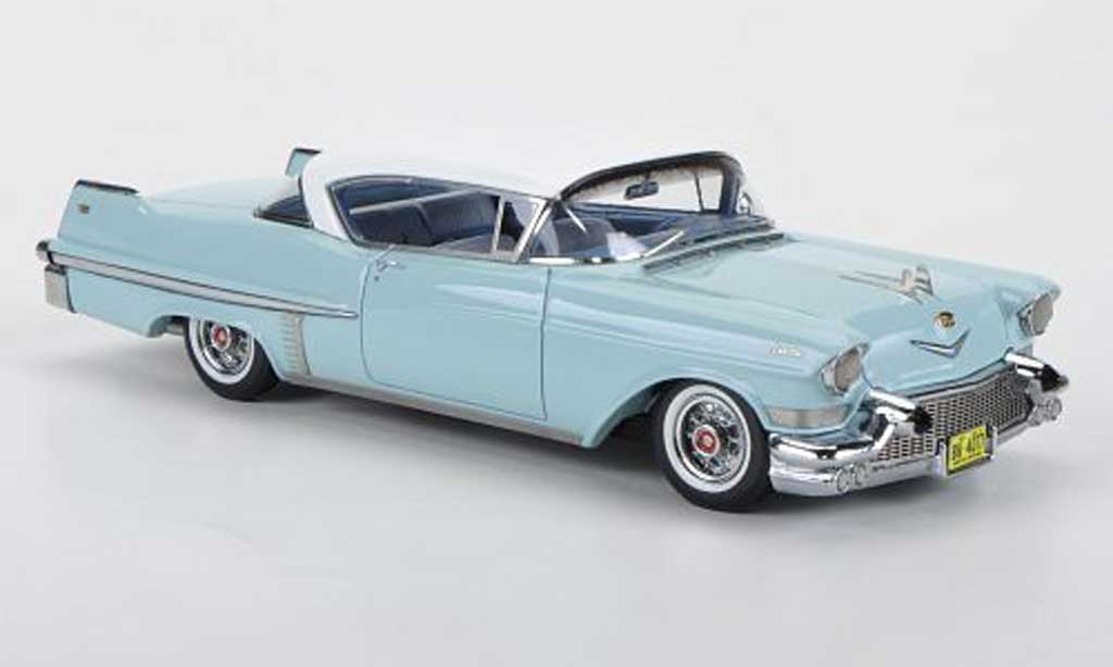 Cadillac Serie 62 1957 1/43 American Excellence 1957 Hardtop Coupe turkis/wit modelauto