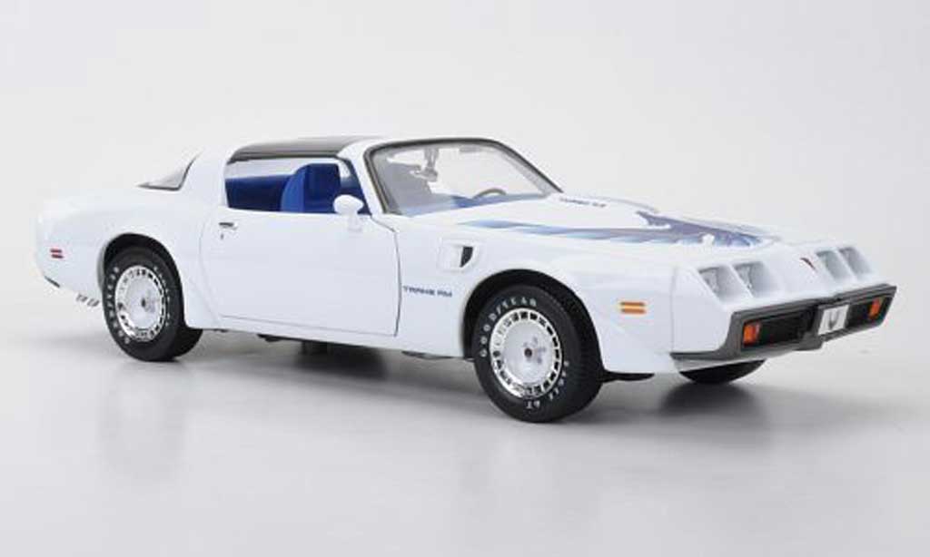 Pontiac Firebird 1980 1/18 Greenlight 1980 Turbo T/A wit avec blauwm Dekor 1980 Triple 9 Collection modelauto