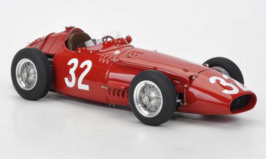 Maserati 250 1/18 CMC F No.32 J.M.Fangio GP Monaco 1957 modelauto