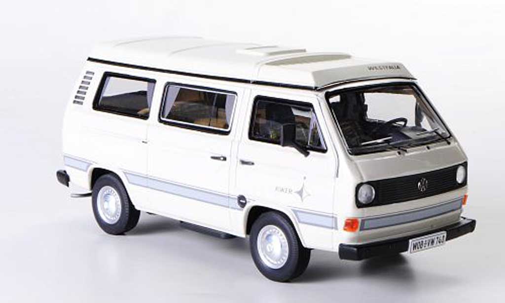 Volkswagen T3 A 1/43 Premium ClassiXXs A Westfalia wit modelauto