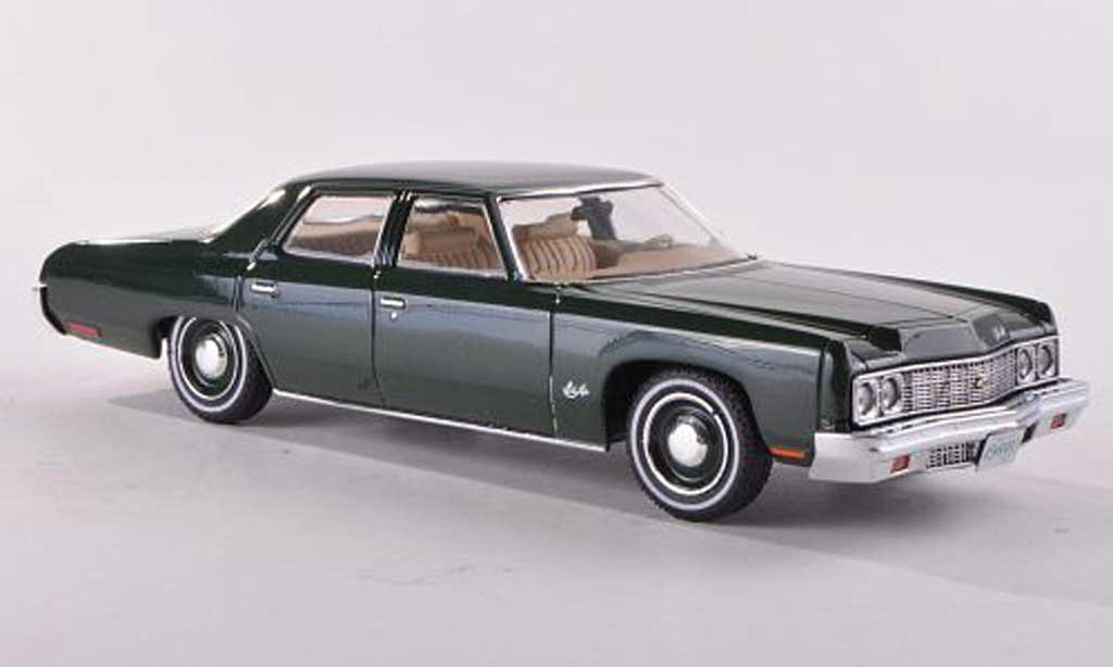 Chevrolet Bel Air 1973 1/18 Premium X 1973 zwart-groen modelauto