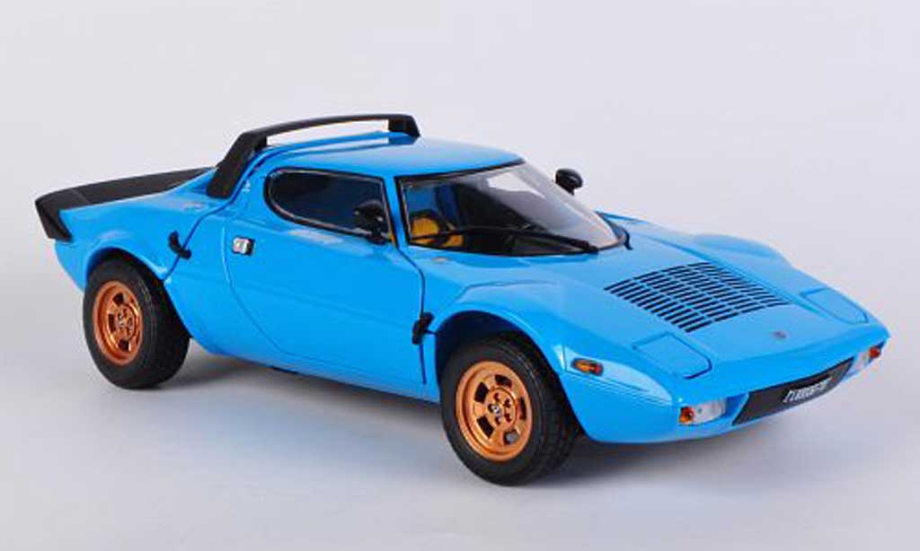 Lancia Stratos 1/18 Sun Star blauw 1975 modelauto