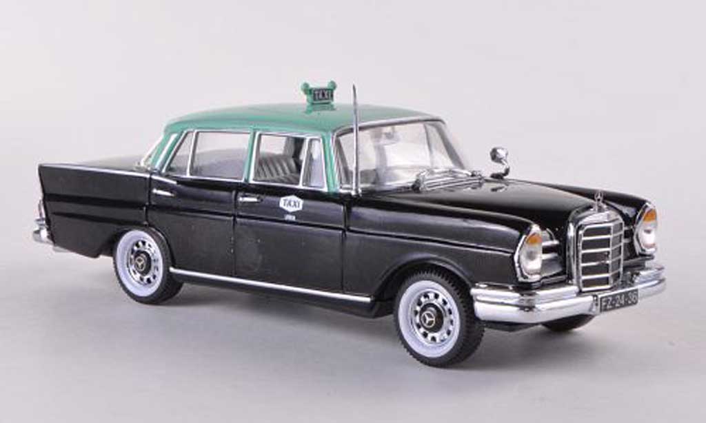 Mercedes 220 SE 1/43 Vitesse SE (W111) Taxi Lissabon (P) zwart/grijsgun modelauto