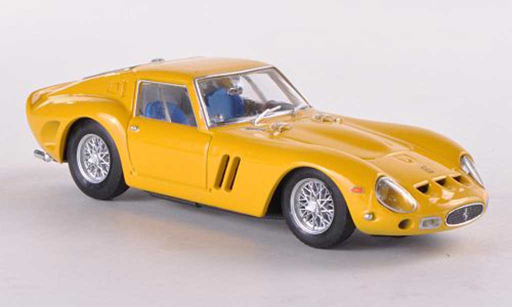 Ferrari 250 GTO 1965 1/43 Brumm GTO 1965 geel modelauto