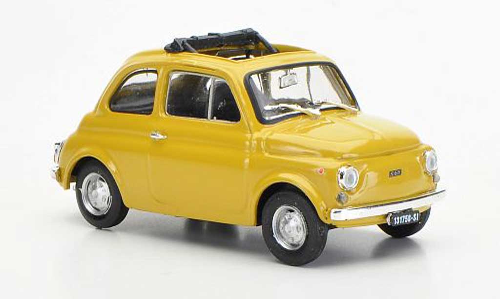 Fiat 500 R 1/43 Brumm R beige ge?ffnetes Faltdach 1972 modelauto