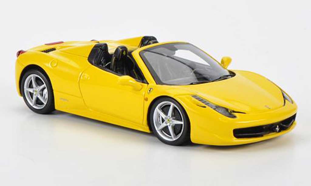 Ferrari 458 Italia Spider 1/43 Fujimi Italia Spider geel 2012 modelauto