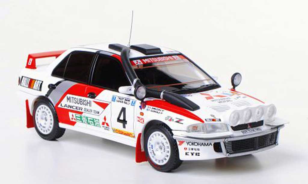Mitsubishi Lancer Evolution II 1/43 HPI Evolution II No.4 Nachtfahr-Version RalliArt P.Kuukkala / K.Shinozuka Safari Rally 1994 modelauto