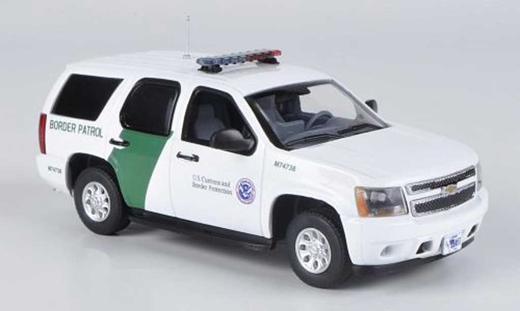 Chevrolet Tahoe 1/43 First Response U.S. Border Patrol 2011 modelauto