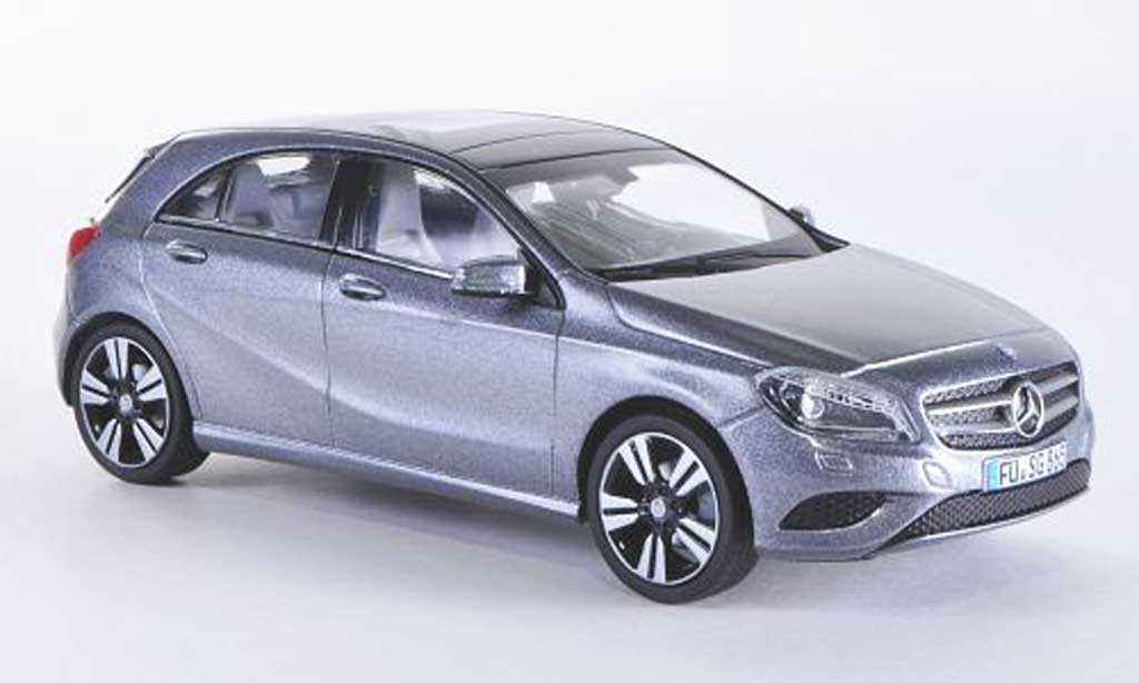 Mercedes Classe A 1/43 Schuco (W176) grijs 2013 modelauto