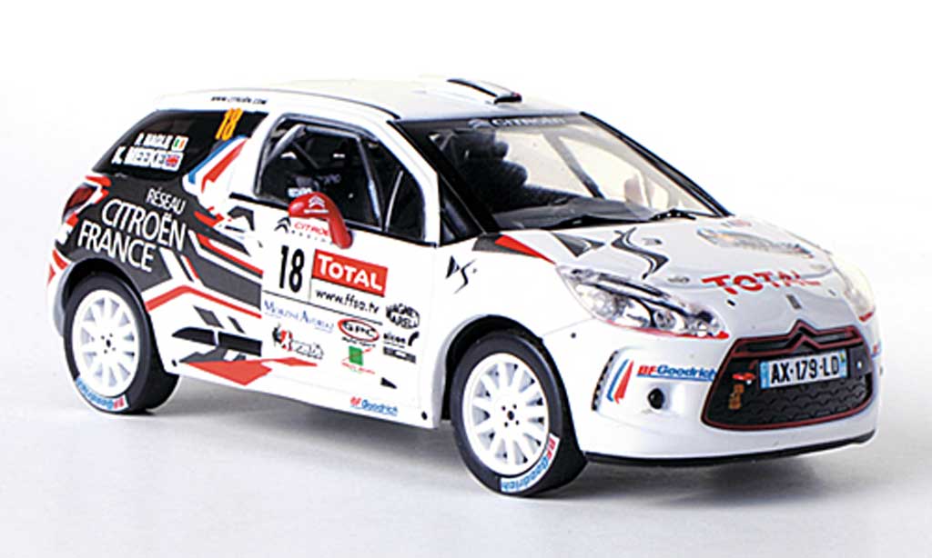 DS Automobiles DS3 R3 1/43 IXO R3 No.18 Total K.Meeke / P.Nagle Rally Mont-Wit Morzine 2010 modelauto