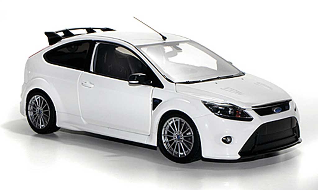 Ford Focus RS 1/18 Minichamps RS MkII wit 2010 modelauto