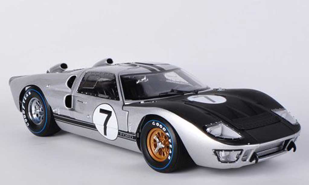 Ford GT40 1/18 Shelby Collectibles GT 40 MkII No.7 Alan Mann Racing G.Hill / B.Muir 1966 modelauto