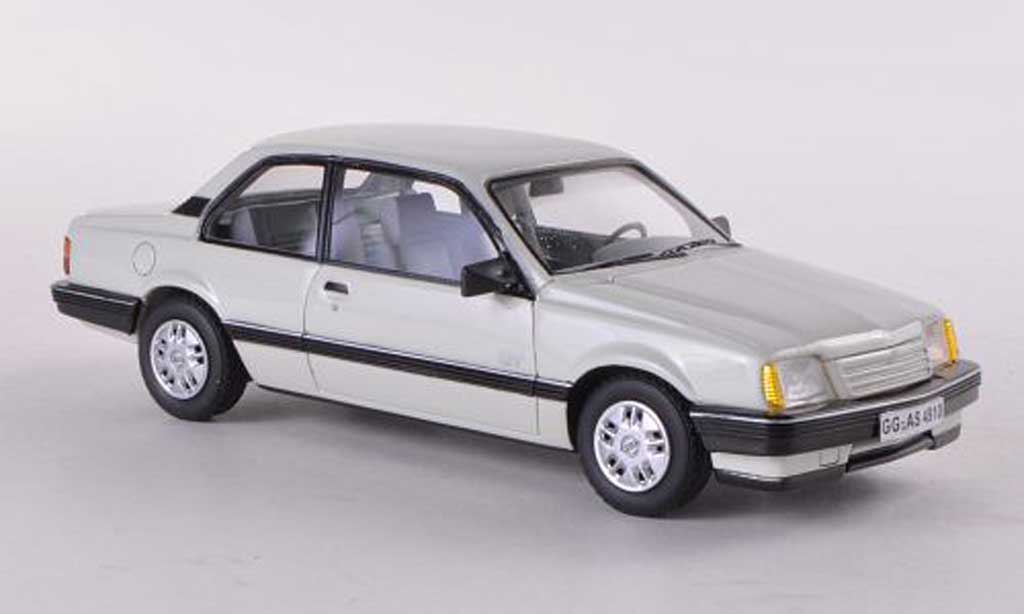 Opel Ascona C 1/43 Neo C GT 2-Turer wit 1986 modelauto