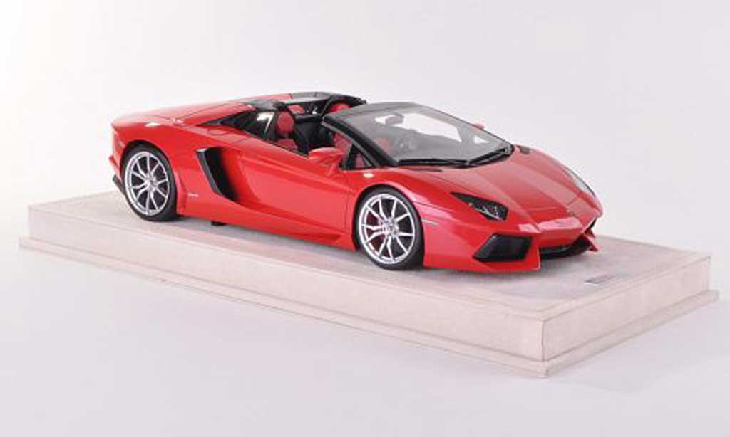 Lamborghini Aventador LP700-4 1/18 MR Collection LP700-4 Roadster rood modelauto