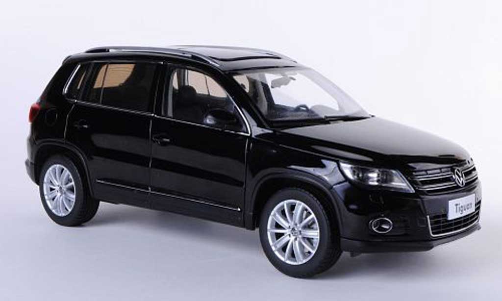 Volkswagen Tiguan 1/18 Paudi zwart Asien-Version 2009 modelauto