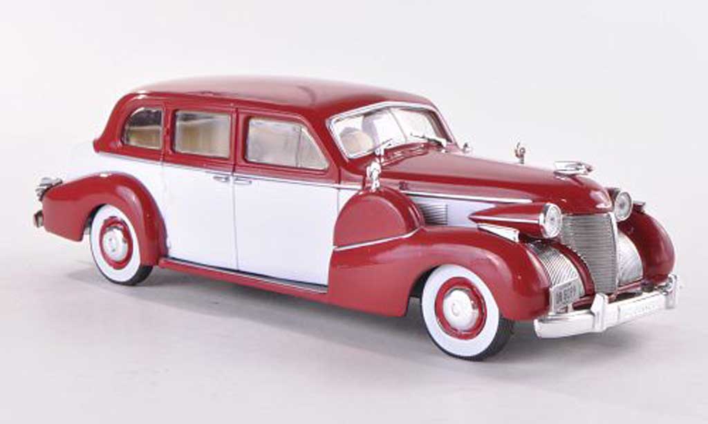 Cadillac Fleetwood 1/43 WhiteBox Series 75 V8 Sedan rood/wit 1939 modelauto