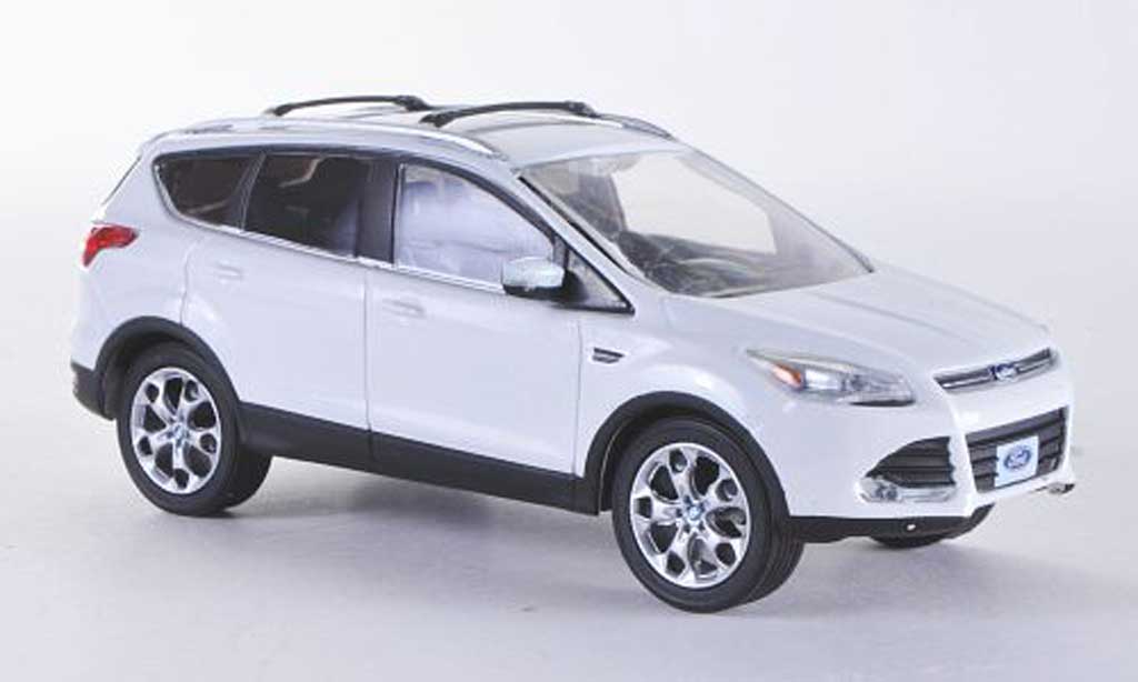 Ford Escape 1/43 Greenlight (Kuga II) wit 2013 modelauto