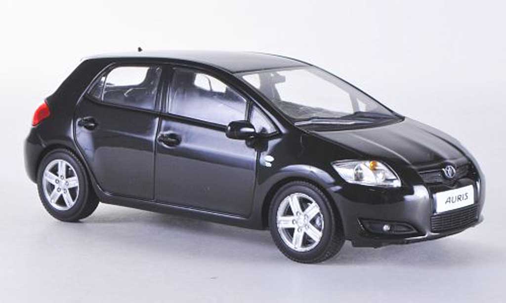 Toyota Auris 1/43 Minichamps zwart 5-Turer 2007 modelauto