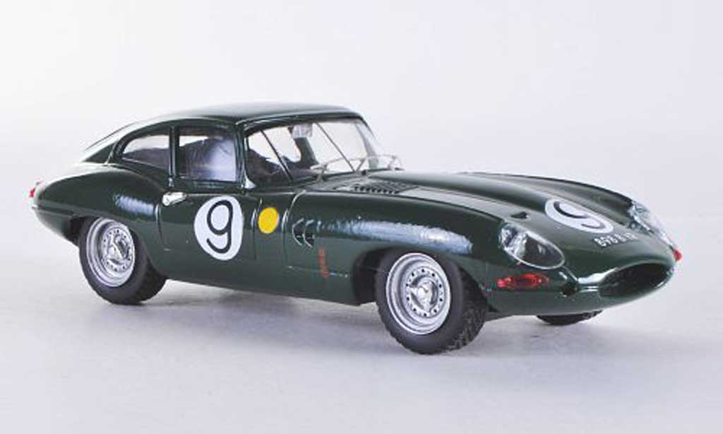 Jaguar E-Type 1962 1/43 Best 1962 E Coupe Le Mans No.9 Lumsden/Szilver modelauto