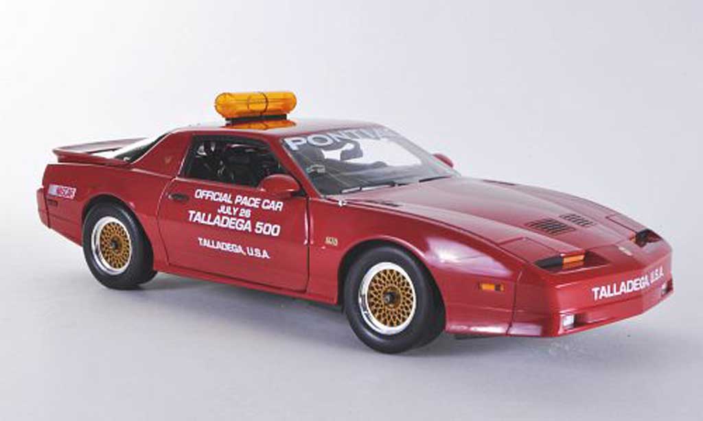 Pontiac Trans Am 1/18 Greenlight GTA Talladega 500 Pace Car 1987 modelauto