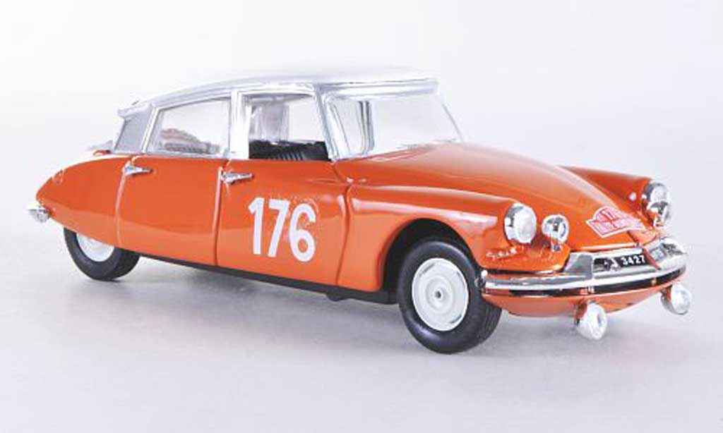 Citroen DS 19 1/43 Rio 19 Montecarlo No.176 1963 Castelloni/Desroie modelauto