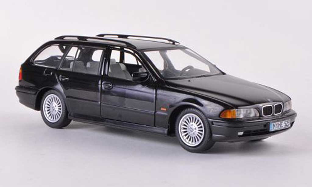 Bmw 528 1/43 Schuco i Touring (E39) zwart 1997 modelauto