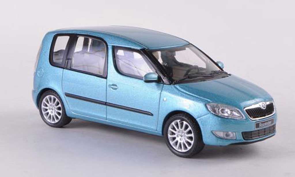 Skoda Roomster 1/43 Abrex blauw Facelift 2010 modelauto