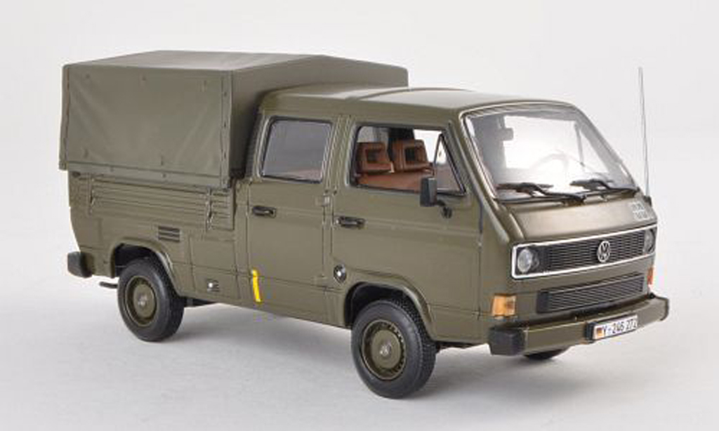 Volkswagen T3 1/43 Minichamps DoKa-Platform Bundeswehr 1983 modelauto