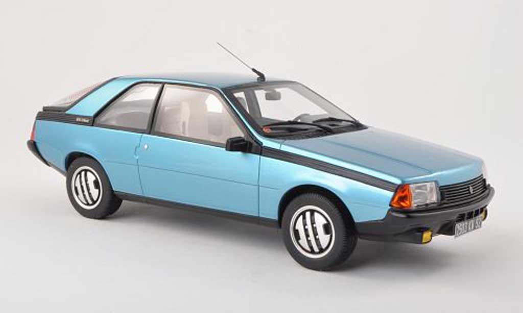 Renault Fuego 1/18 Ottomobile GTX clair-blauw modelauto