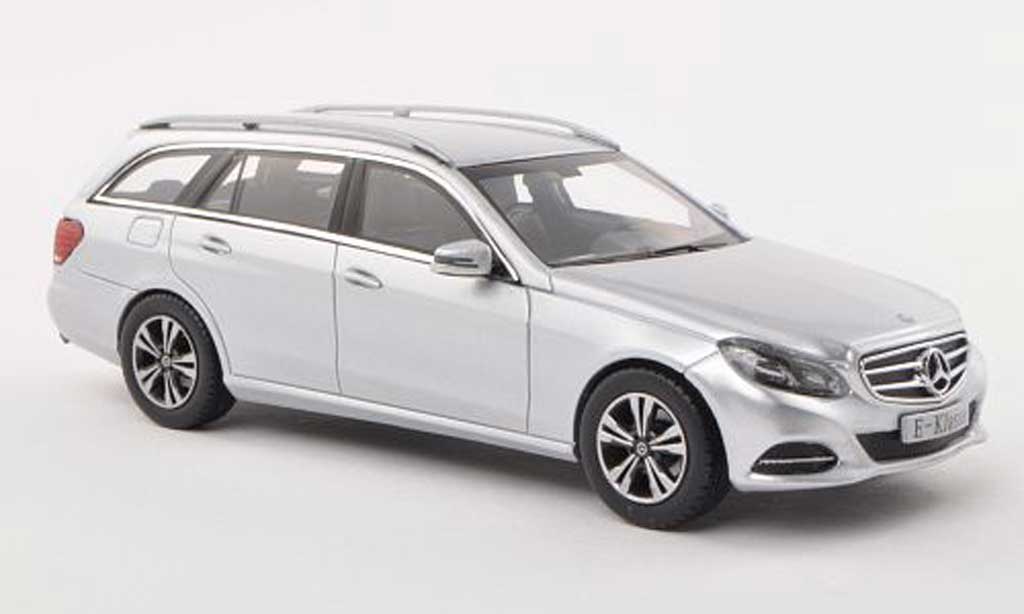 Mercedes Classe E 1/43 Kyosho T-Modele (S212) d 2013 modelauto