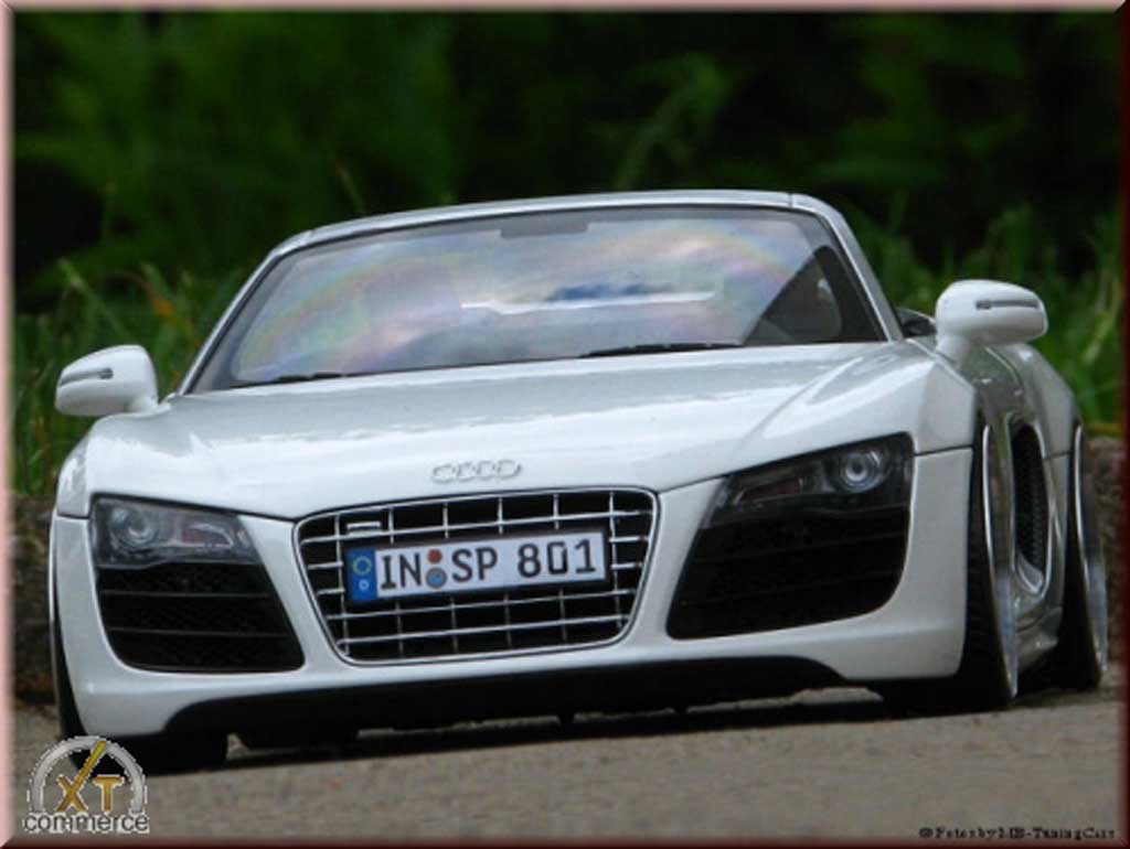 Audi R8 spyder wit V10 jantes 21 pouces rabaissee 1/18 Kyosho