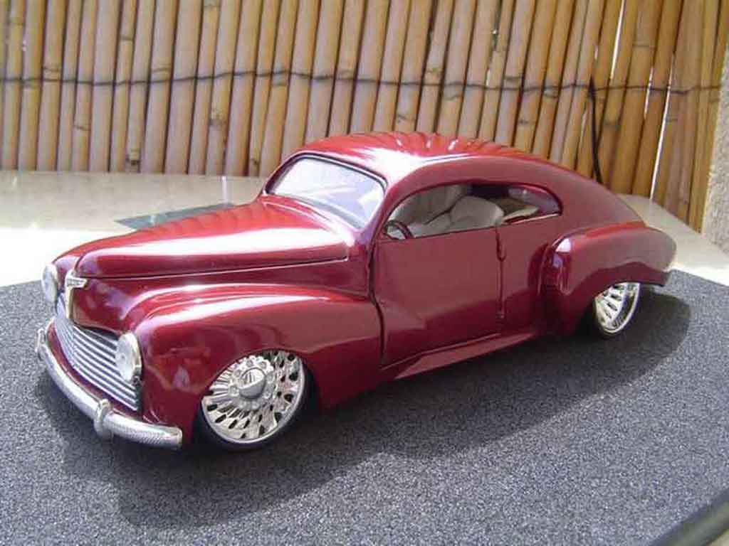 Peugeot 203 coupe hot rod 1/18 Solido