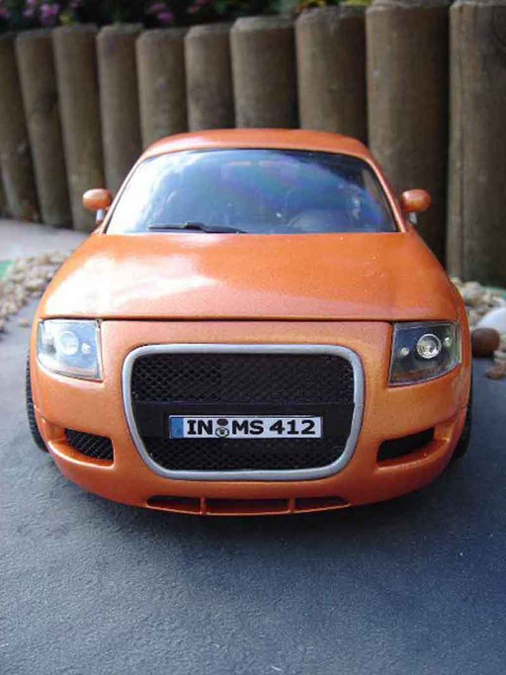 Audi TT coupe oranje tuning jantes techart 1/18 Revell