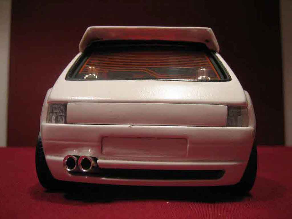 Peugeot 205 GTI kit carrosserie 1/18 Solido