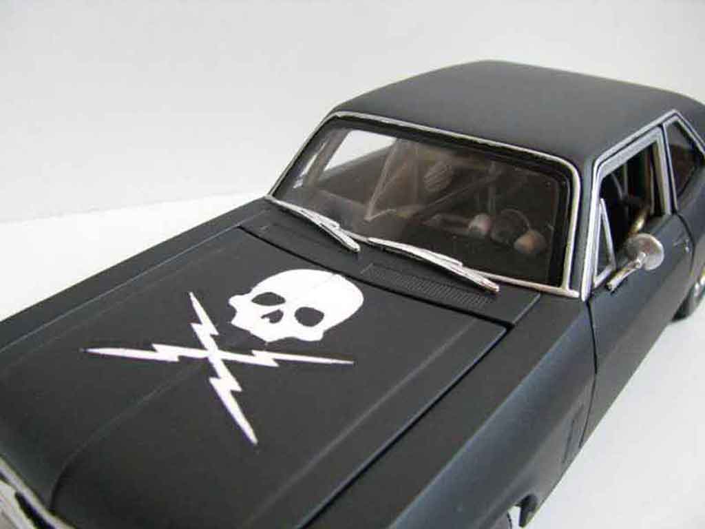 Chevrolet Nova Coupe death proof 1/18 Maisto