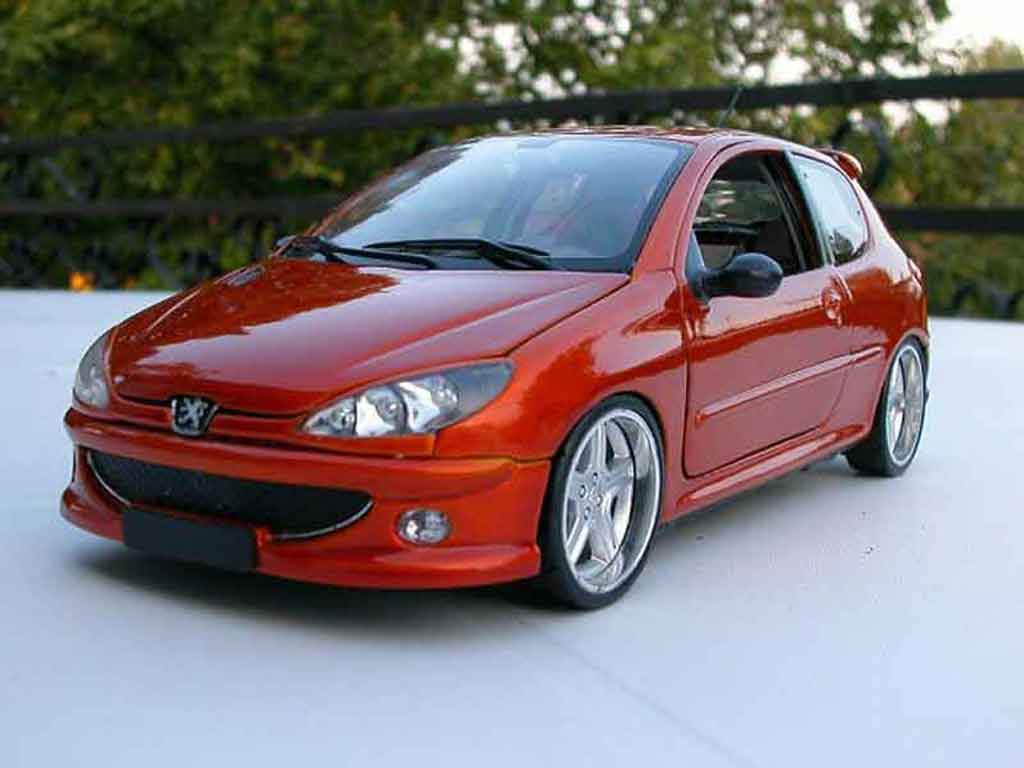 Peugeot 206 RC 1/18 Norev RC oranje tuning modelauto