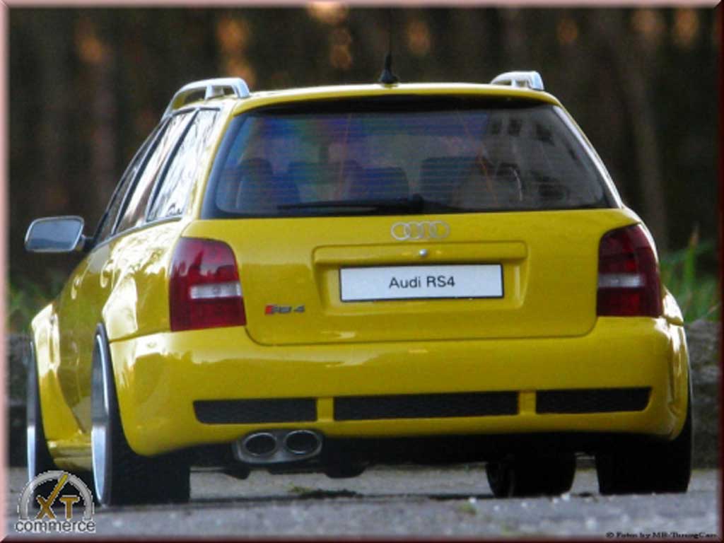 Audi RS4 1/18 Ottomobile B5 geel jantes audi 19 pouces modelauto