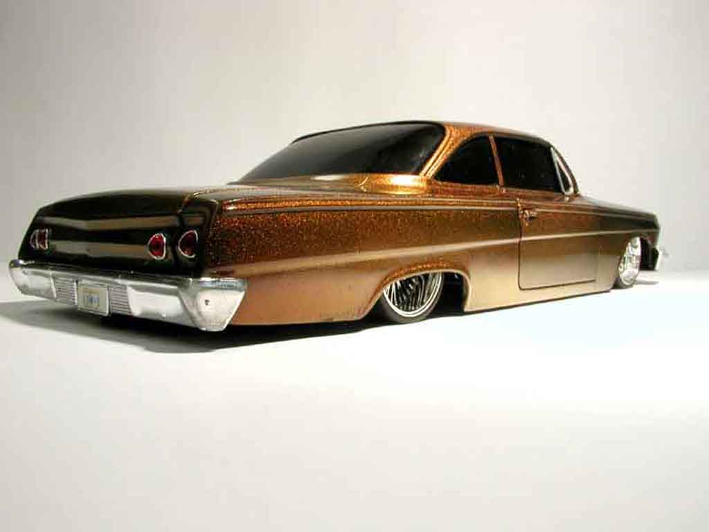 Chevrolet Bel Air Coupe 1962 62 ultime lowrider 1/18 Maisto