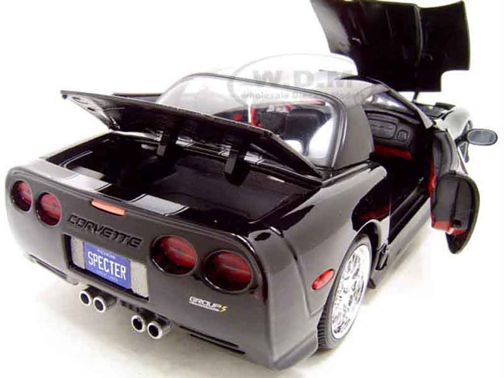 Chevrolet Corvette Z06 C5 specter werkes zwart 1/18 Maisto