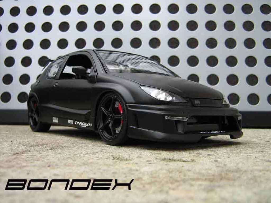 Peugeot 206 RC parotech 3 portes zwart 1/18 Norev
