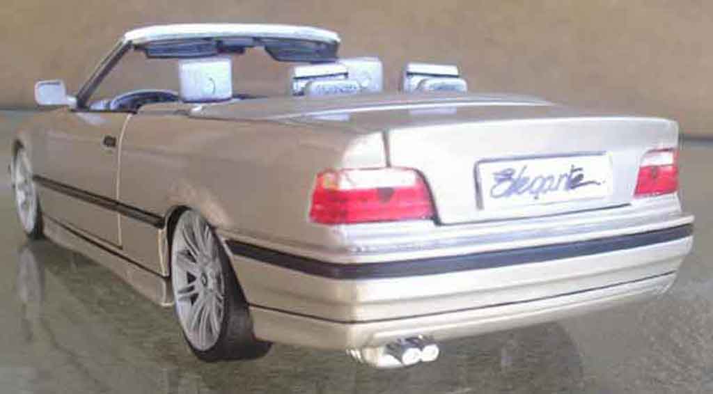 Bmw 325 Cabriolet E36 jantes 645i 1/18 Maisto