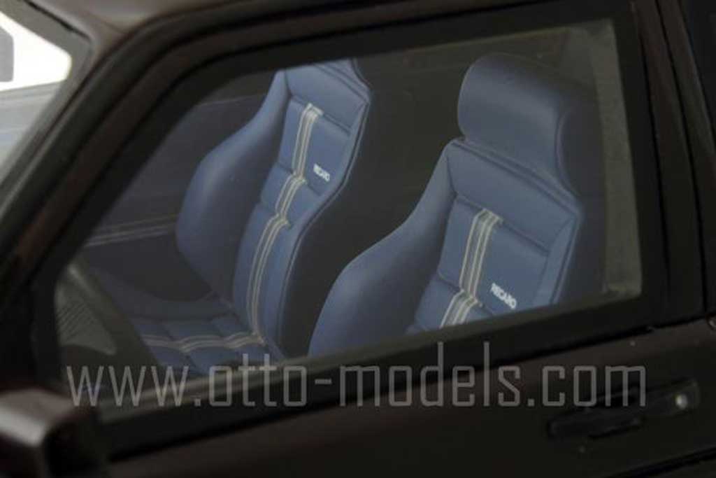 Volkswagen Golf GTI edition one zwart 1991 1/18 Ottomobile