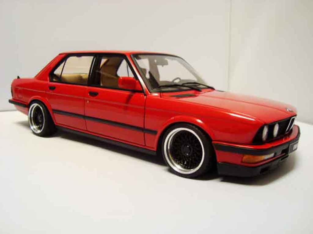 Bmw M5 tuning E28 rood jantes bbs 17 pouces 1/18 Autoart