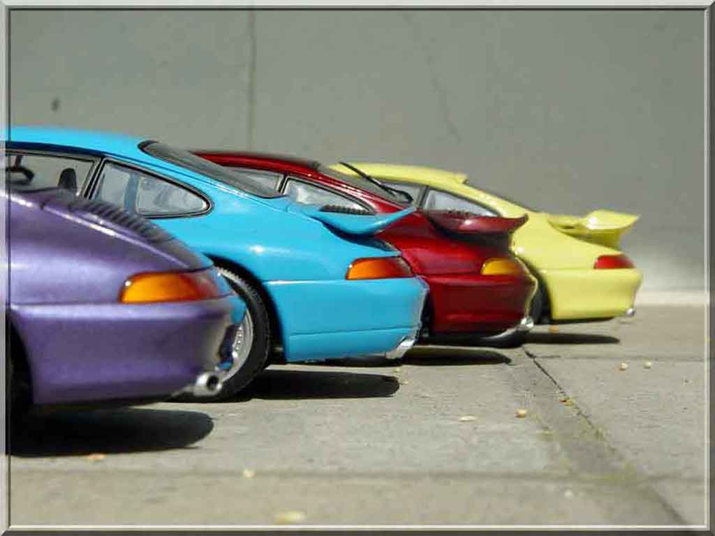 Porsche 911 RS Carrera blauw 1/18 Ut Models